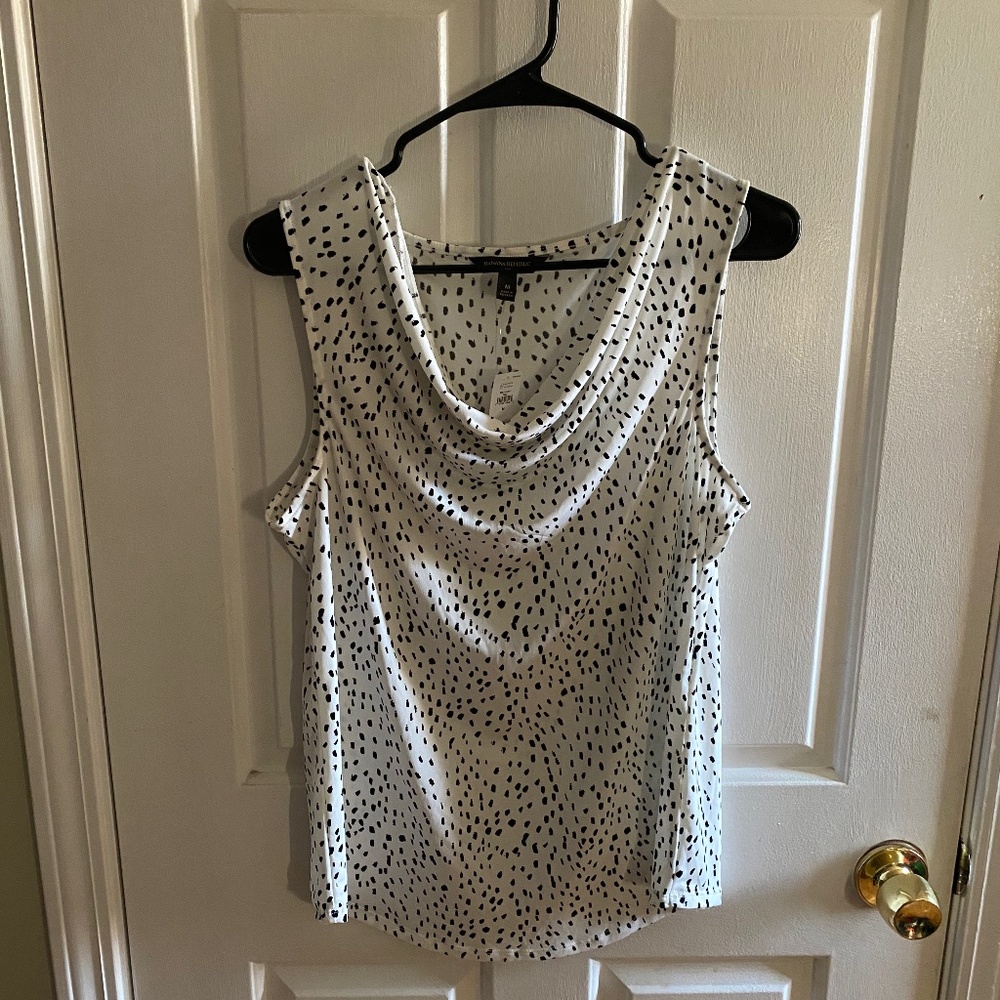 Banana Republic white and black top